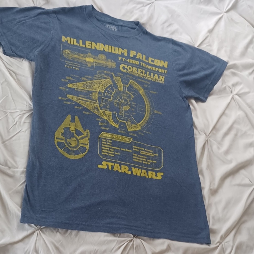Star Wars Millennium Falcon t-shirt Women's Small